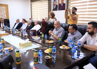وزير الحكم المحلي يزور بلدية طولكرم ويؤكد دعم الوزارة لمشاريع تطوير البنية التحتية والخدماتية