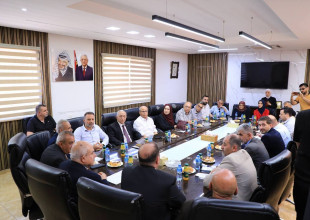 وزير الحكم المحلي يزور بلدية طولكرم ويؤكد دعم الوزارة لمشاريع تطوير البنية التحتية والخدماتية