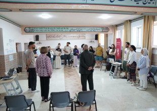 رئيس بلدية بيت جالا يزور مخيم "قصاصات" دعماً للمبادرات الثقافية والإبداعية للشباب.