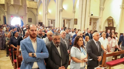 بلدية بيت جالا تشارك في القداس الاحتفالي بمناسبة عيد مار منصور واليوبيل الماسي للجمعية.